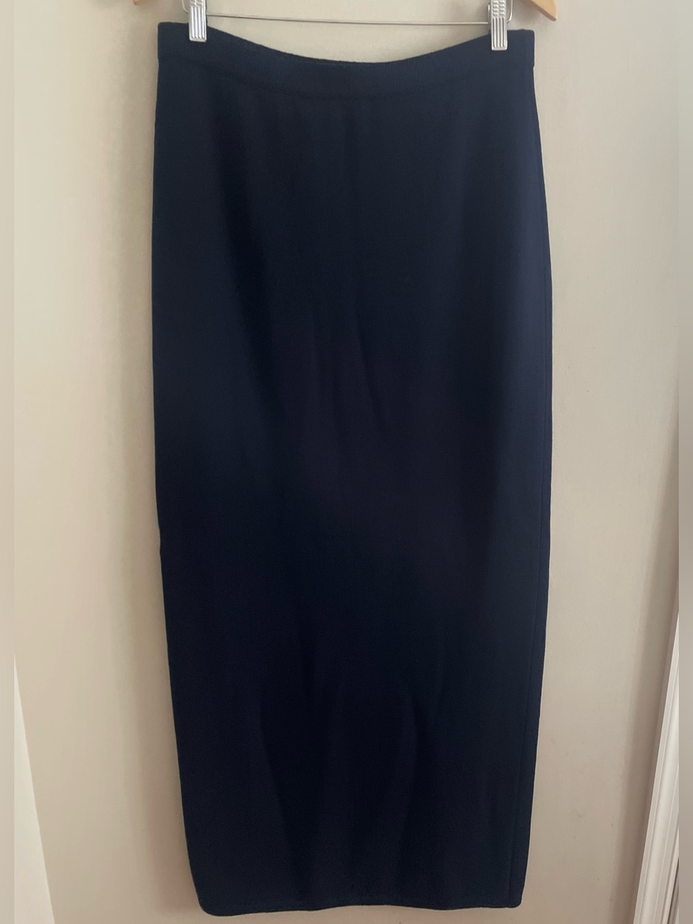 ST JOHN Vtg Blue Evening Maxi Knit Skirt Timeless Pull-On Style Side Slit Sz 10